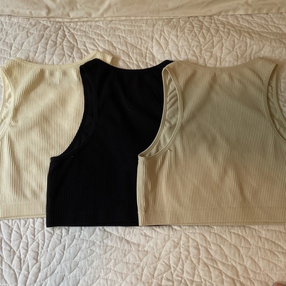 3 Pack Garage Cropped Tanks - Picture 3 of 3